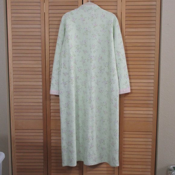 Miss Elaine Quilted Zip Front Robe M - Picture 4 of 6